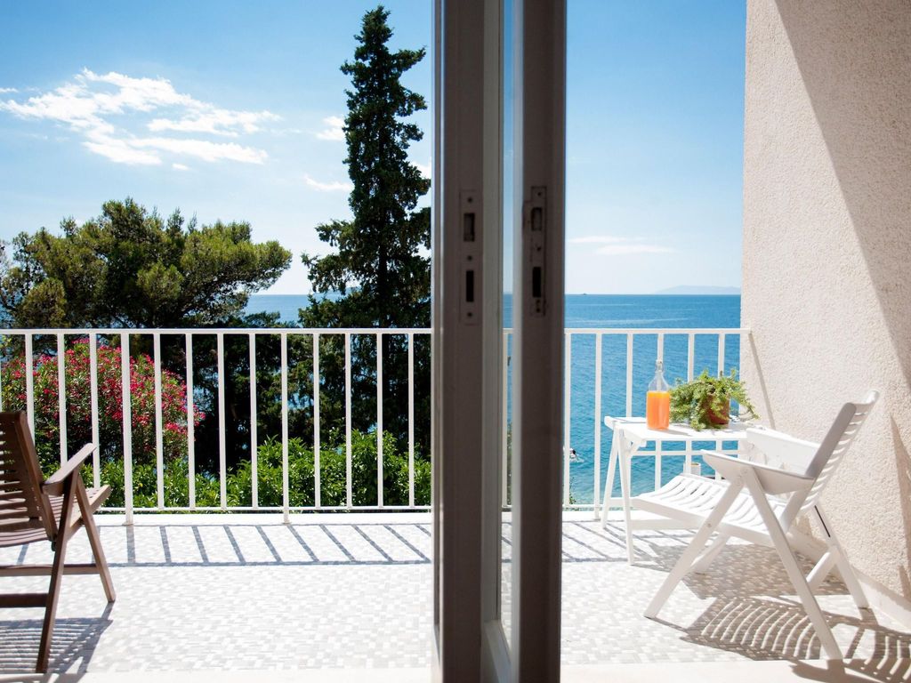 in Podaca mit Großem Balkon und Panoramablick