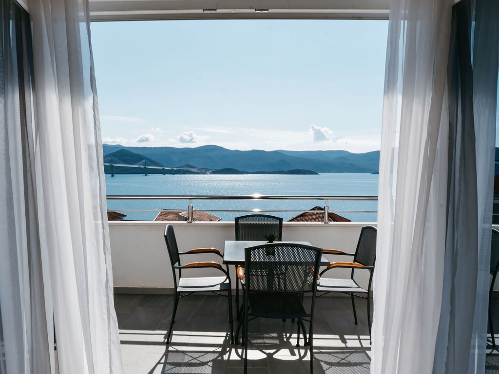 Wohnung mit Blick auf das Wasser