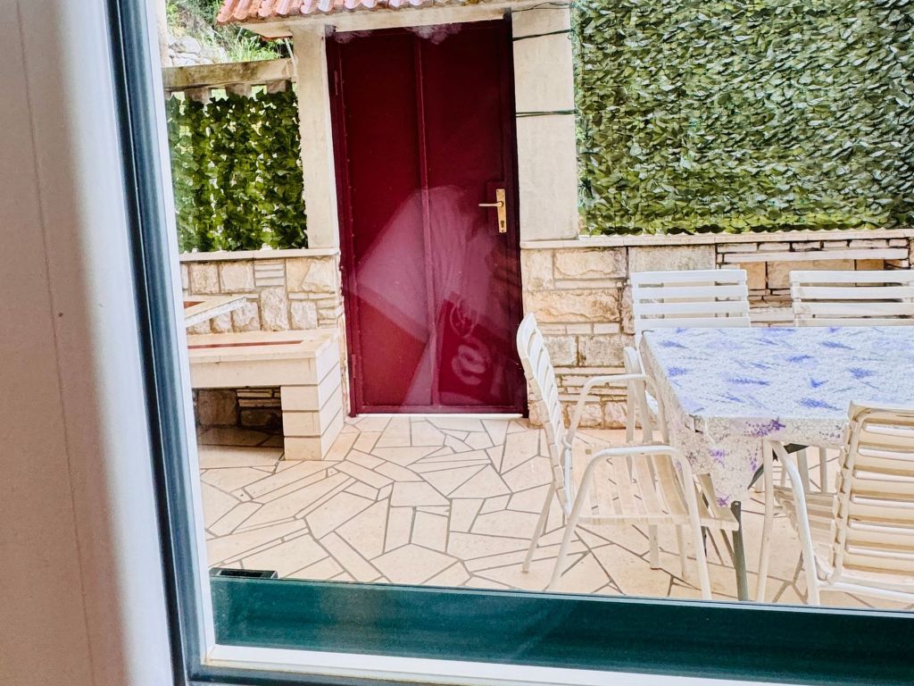 Villa mit Blick auf das Wasser