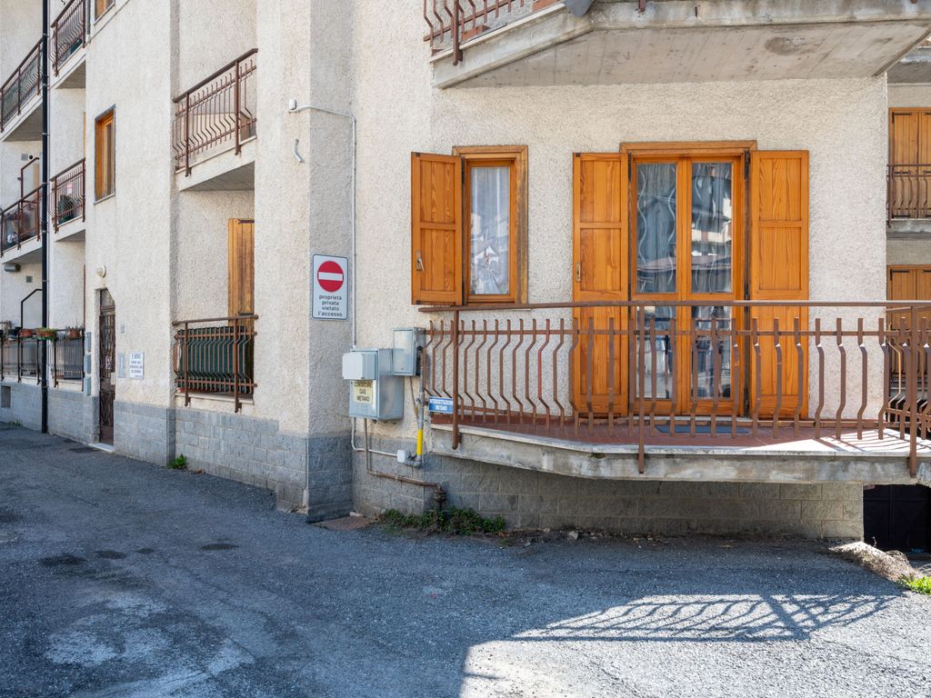 Ai piedi del Monte