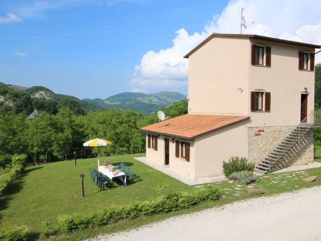 Haus für 11 Erwachsene und 9 Kinder in Apecchio