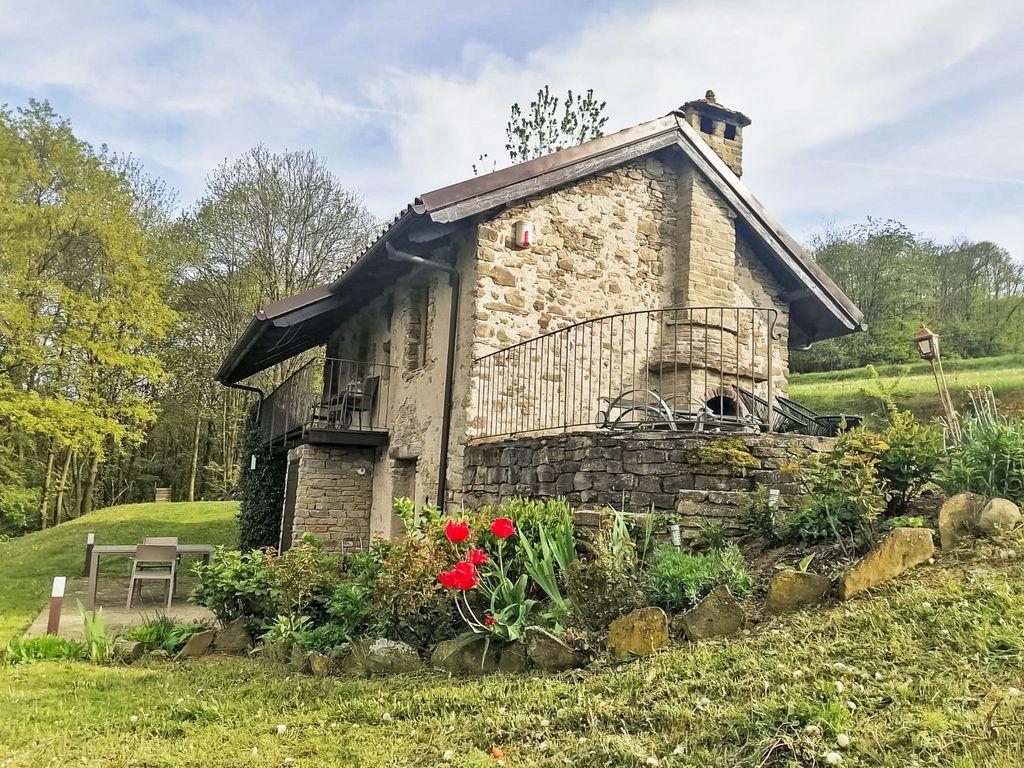 Piccola casa romantica