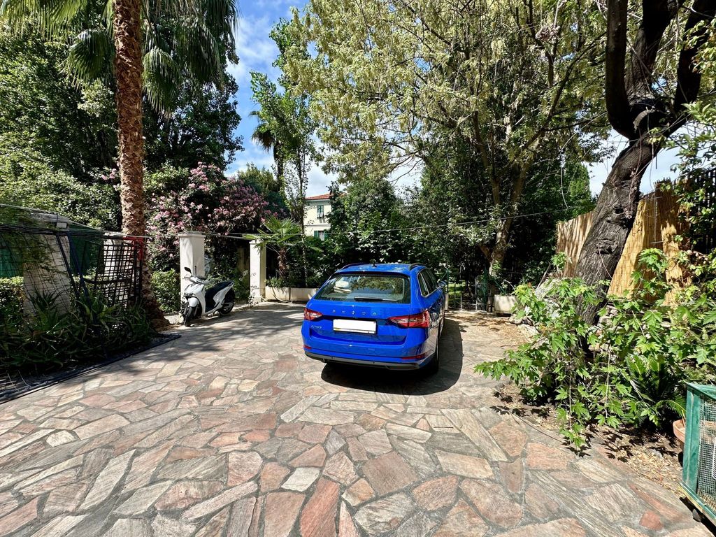 Villa in der Stadt-Privatparkplatz-Garten-6Gäste