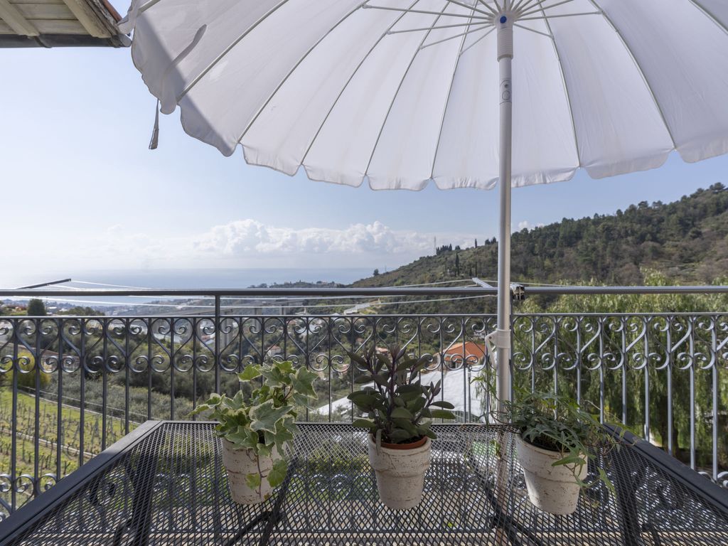 Casetta in collina