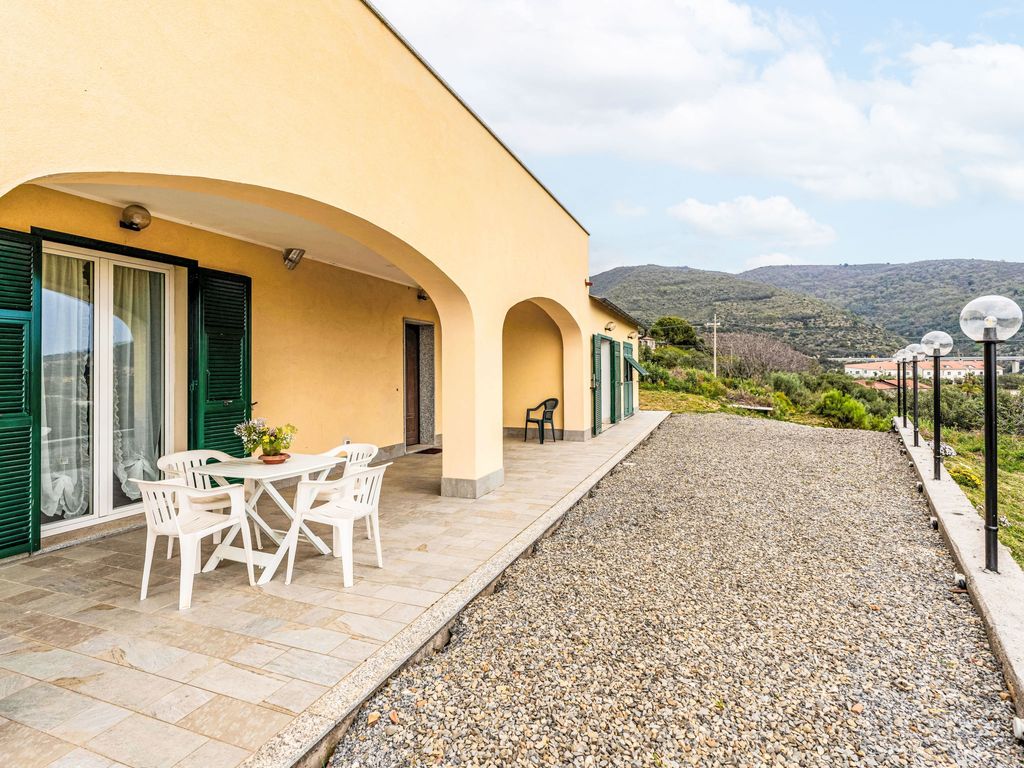 Villa tra Ulivi
