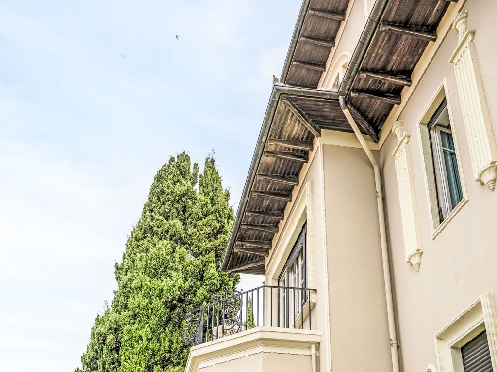 Villa Pinarello