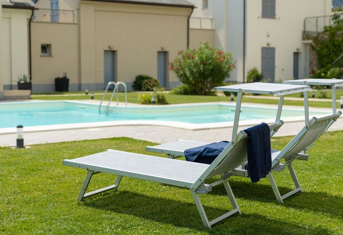 Perla Abernathy - Haus mit Pool und Garten