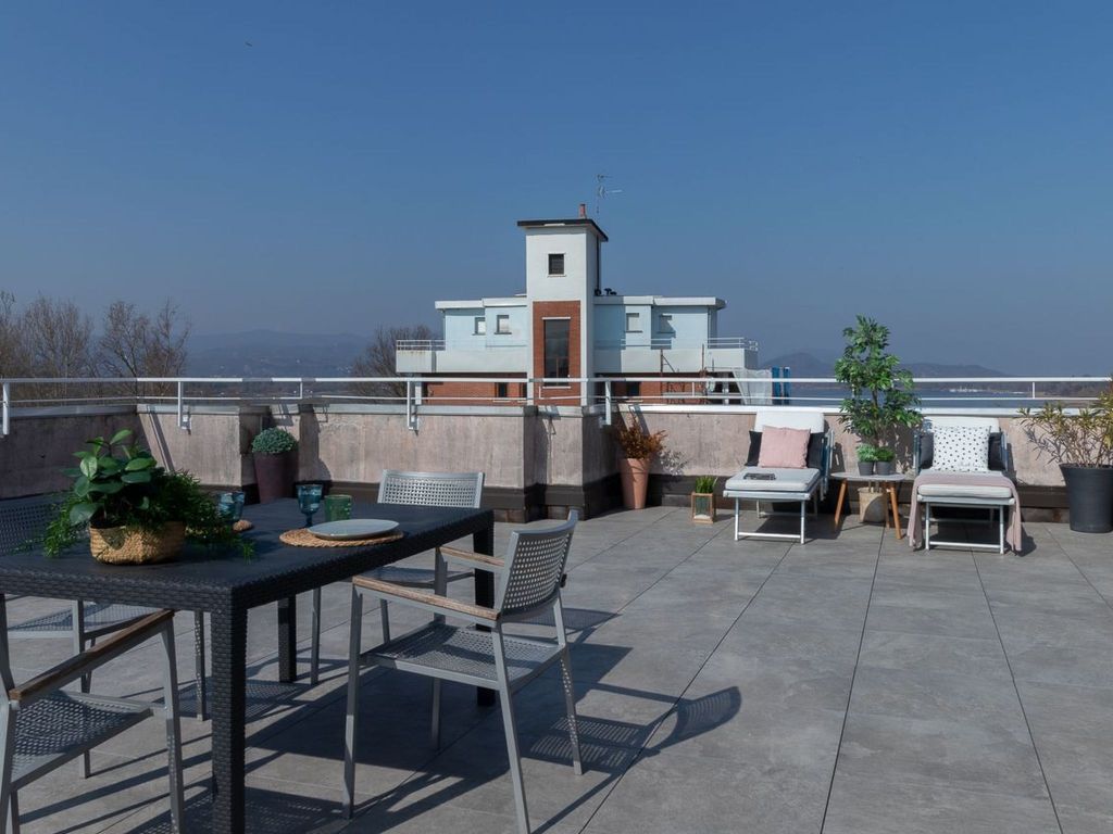La Terrazza' Wohnung mit Seeblick