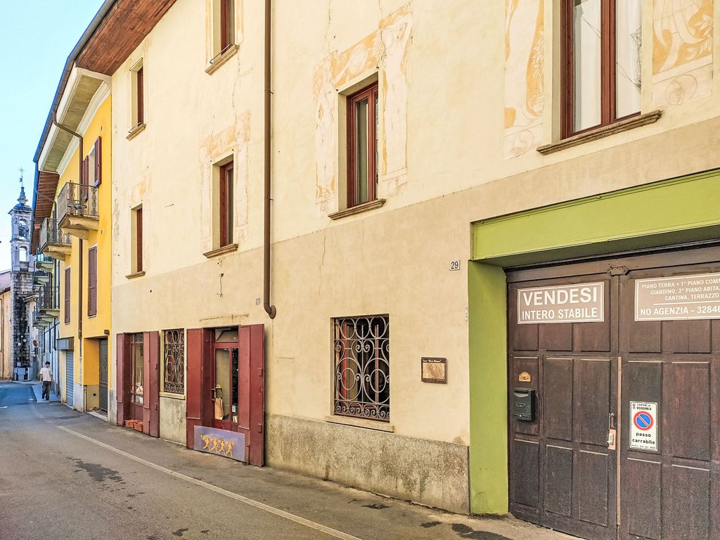 Art House Rosa Bianca