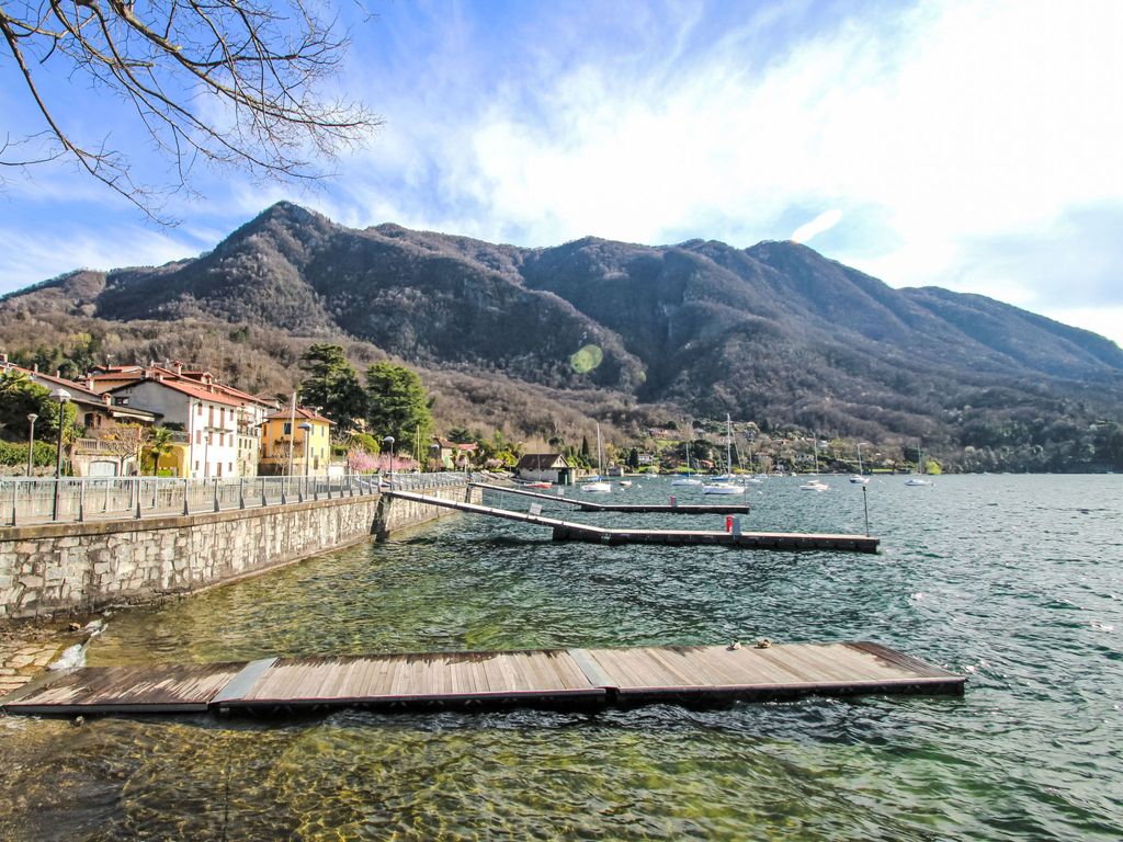Azzurra