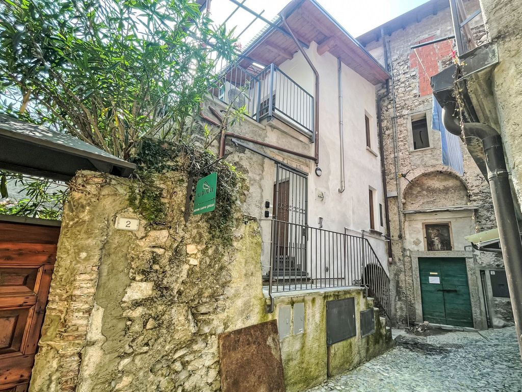 DeMa