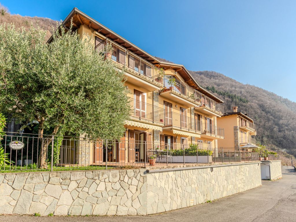 Vista Lago
