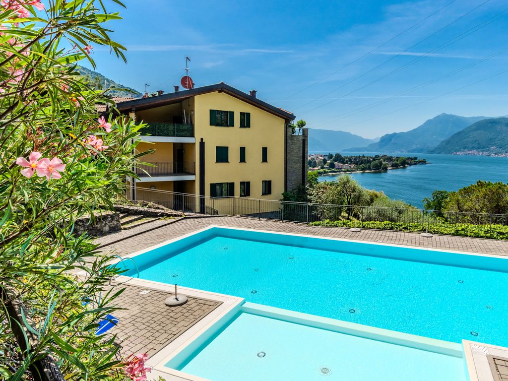 La Terrazza sul Lago