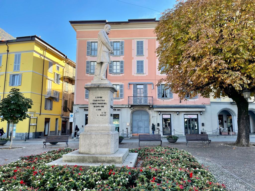 Una Finestra sul Lago