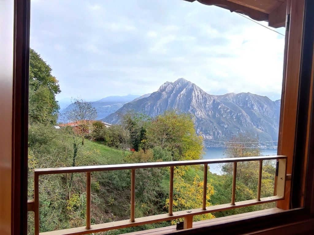 Oasi Azzurra - Drei-Zimmer-Wohnung in einer klei