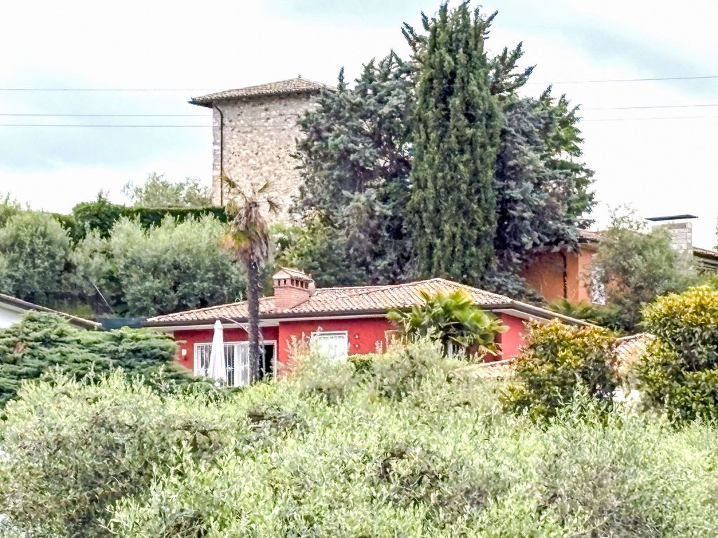 Villetta Montavolo in traumhafter Panoramalage