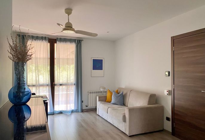 Gemütliche Drei-Zimmer-Wohnung mit Balkon .1