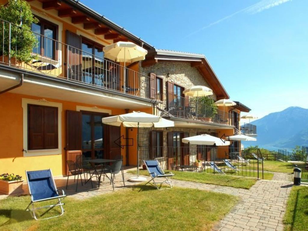 'Zwei-Zimmer-Balkon