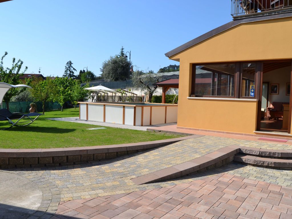 Appto. "Villa La Veranda" mit Garten und Pool