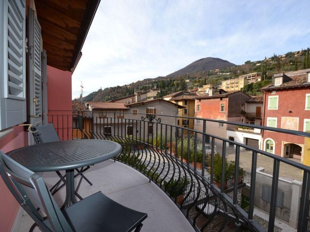 Stilvolle Wohnung in Toscolano Maderno