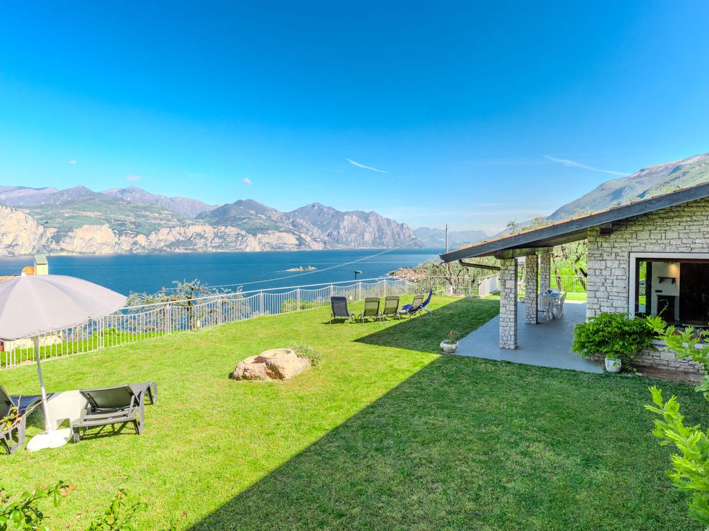 Manuela