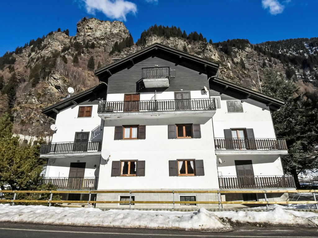 Leonardi Terrace