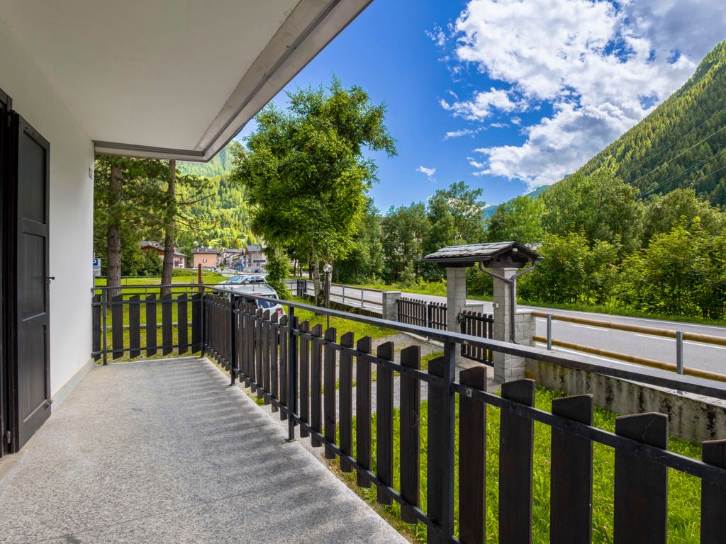 Leonardi Terrace