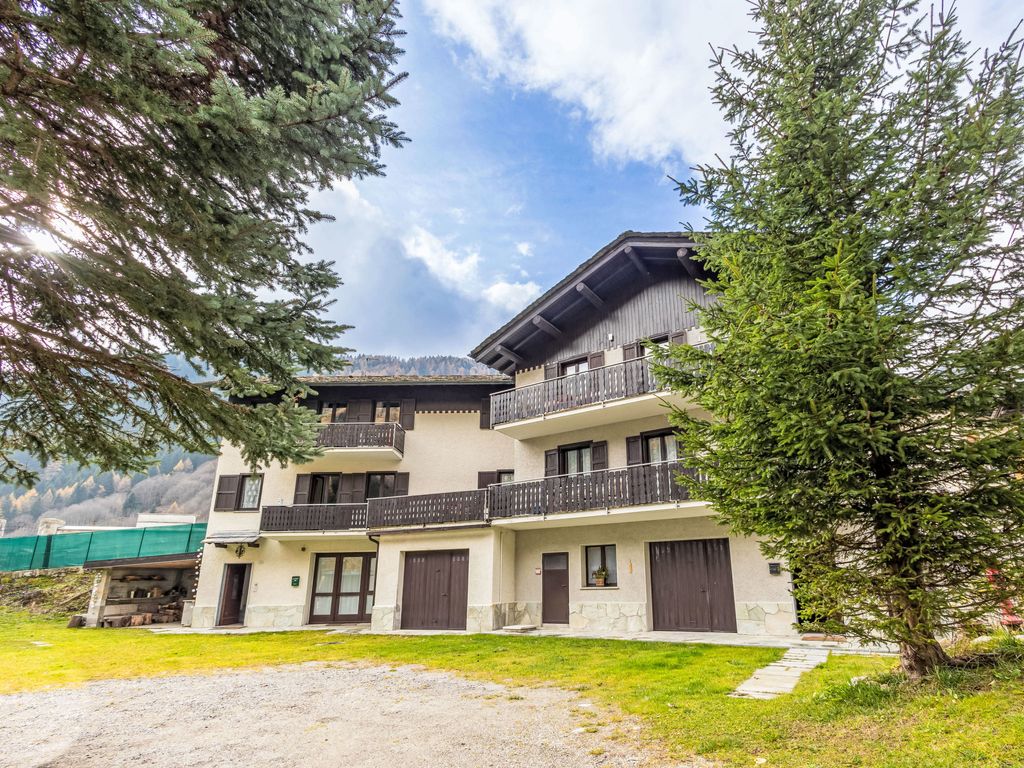 Isola di Madesimo Apartments