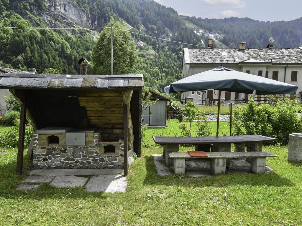 Isola di Madesimo Apartments