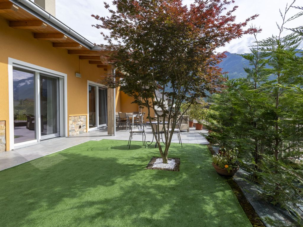 Villa D