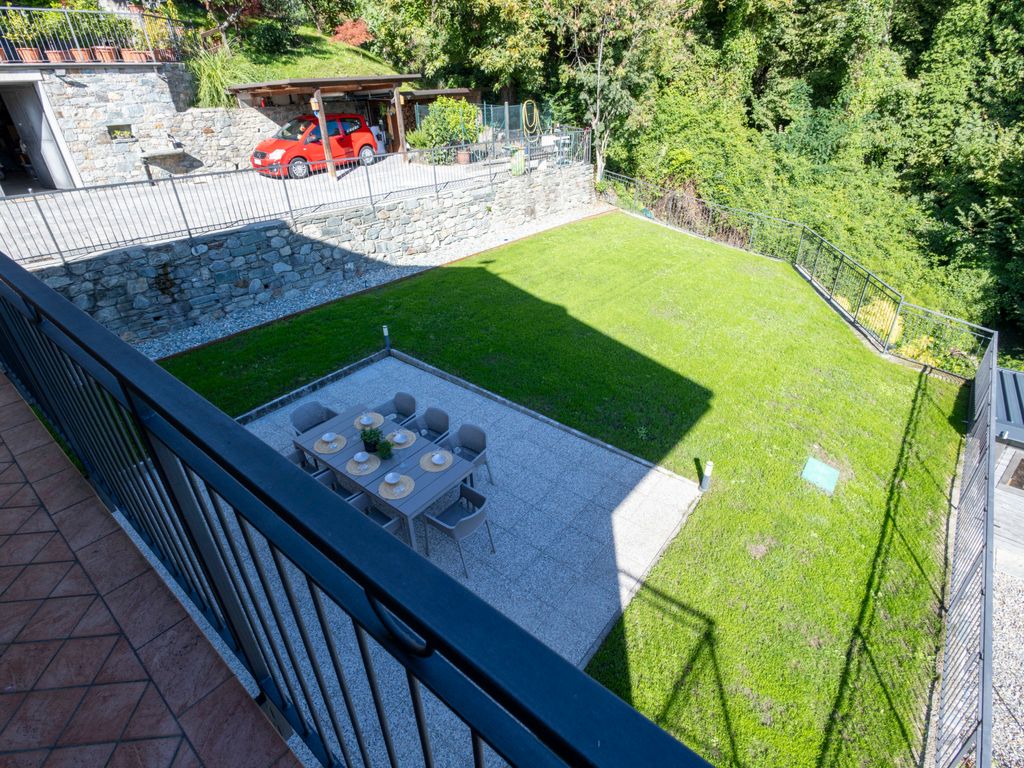 Civico 16 Garden Home