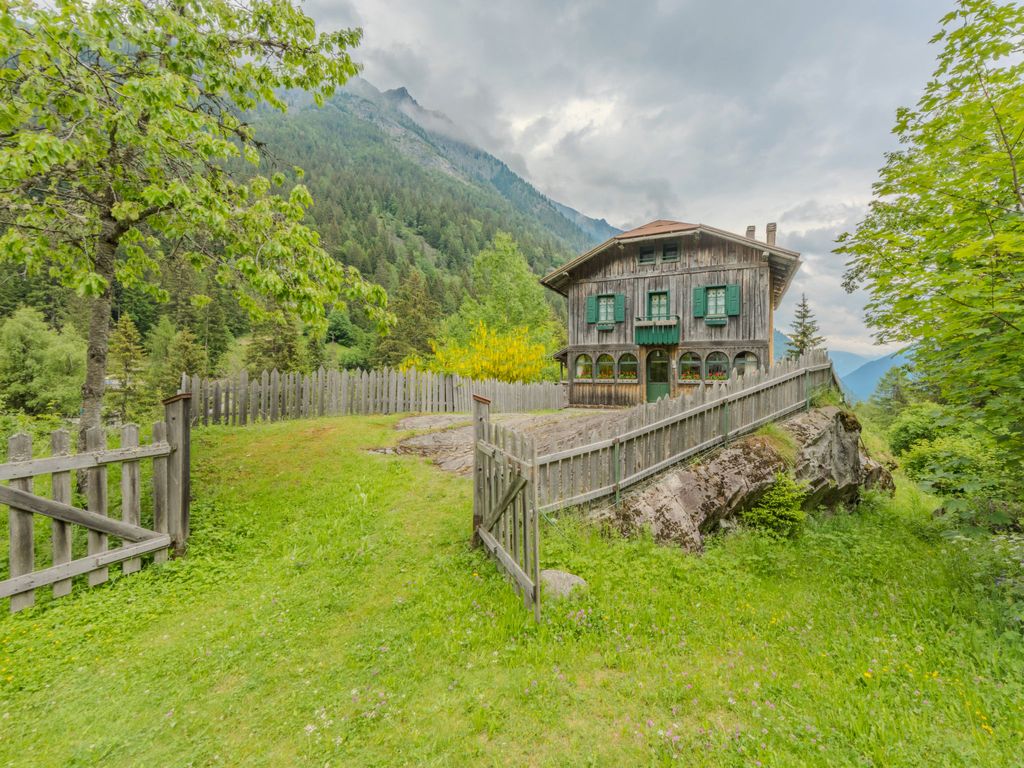 Villa Ragada