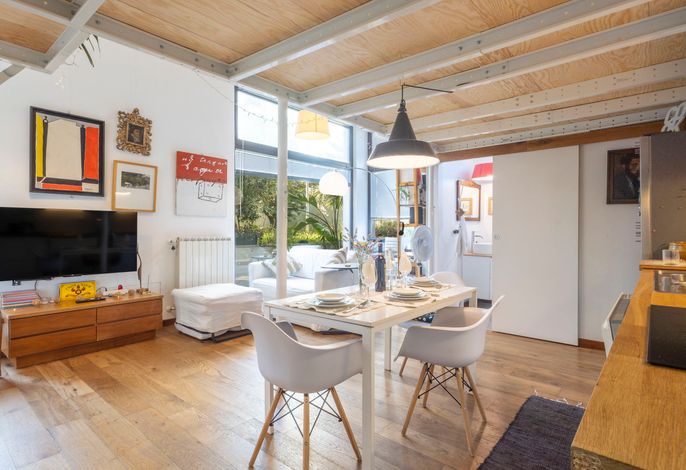 NoLo Garden Loft .1