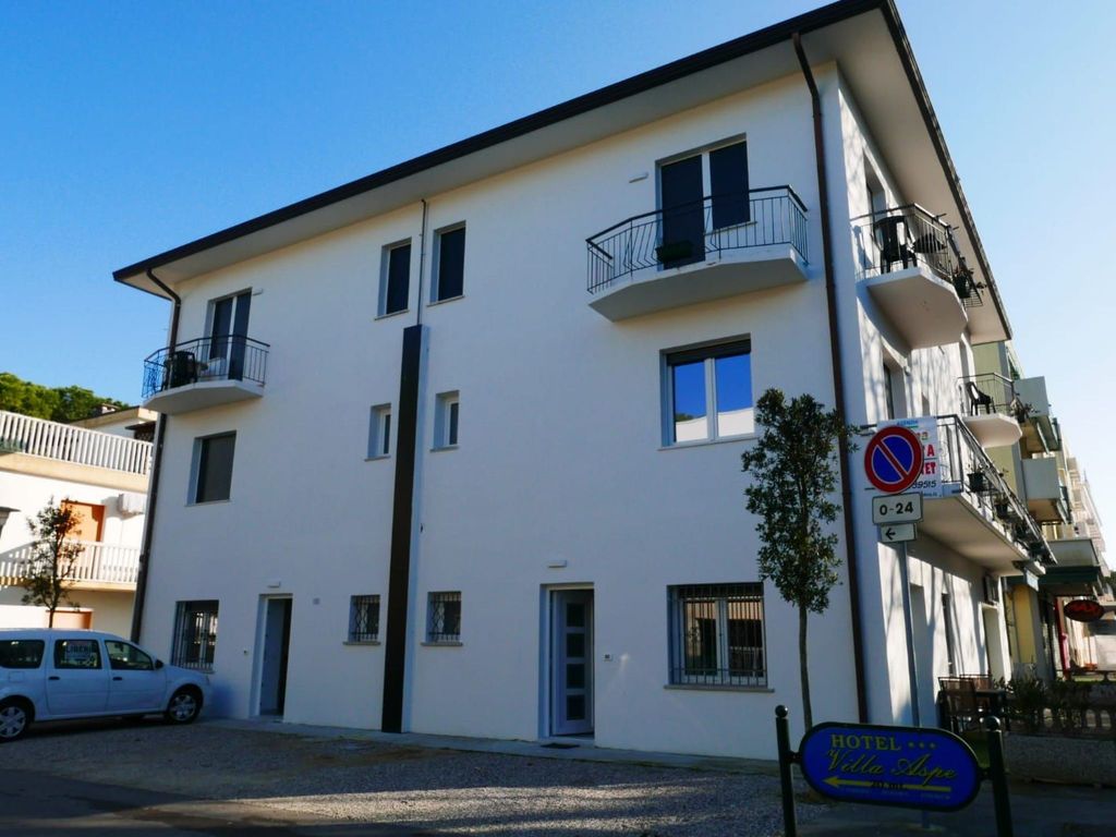 Fiorita Studio 6 - 2 Stockwerk