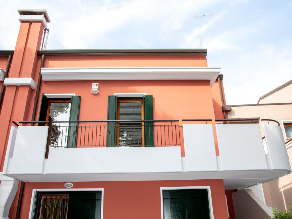 für 4 Personen ca. 100 m&sup2; in Lido di Jesolo, Venetien (Provinz Venedig)