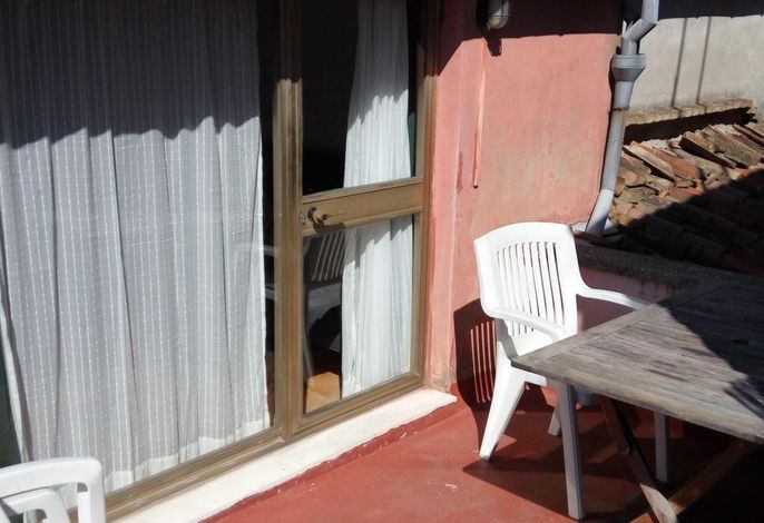 Zweijährige Terrassenwohnung