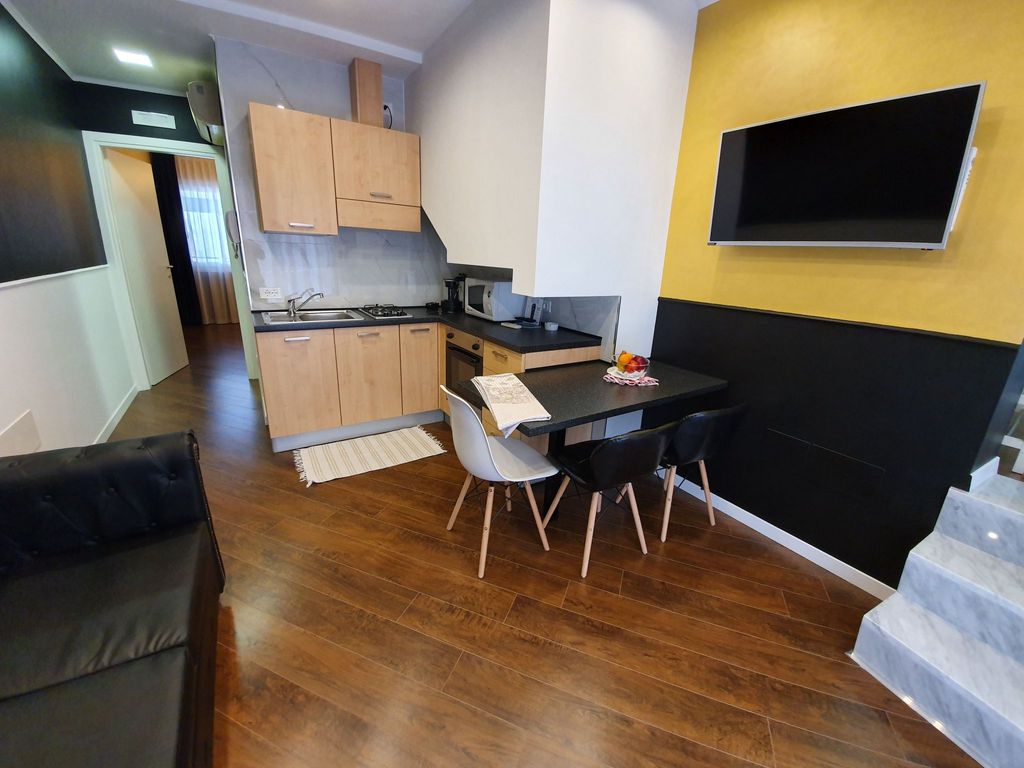 Moderne Ferienwohnung mit Balkon
