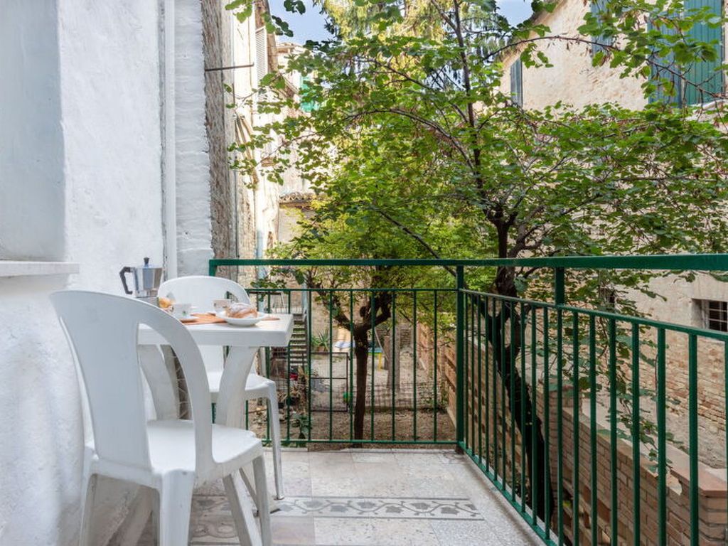 Falleroni Apartment