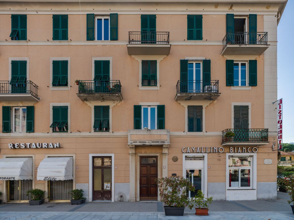 Dal Castello