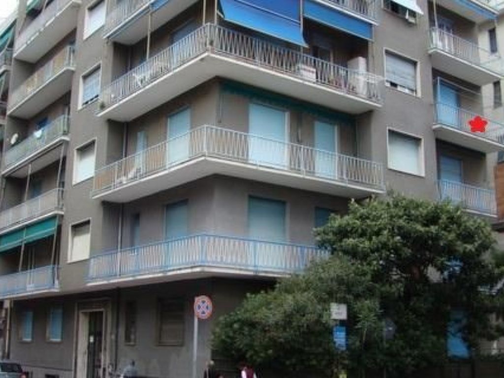 Wohnung mit Balkon