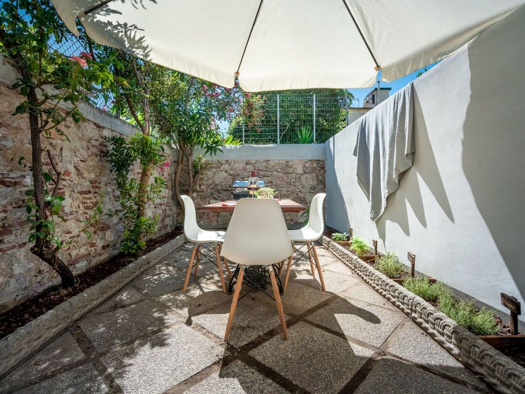 Wohnung in Marina Di Pisa mit Garten