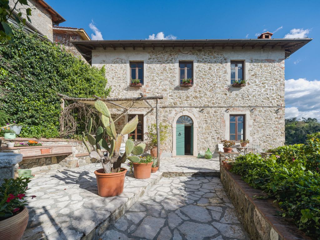 Casa Frantoio di Mommio