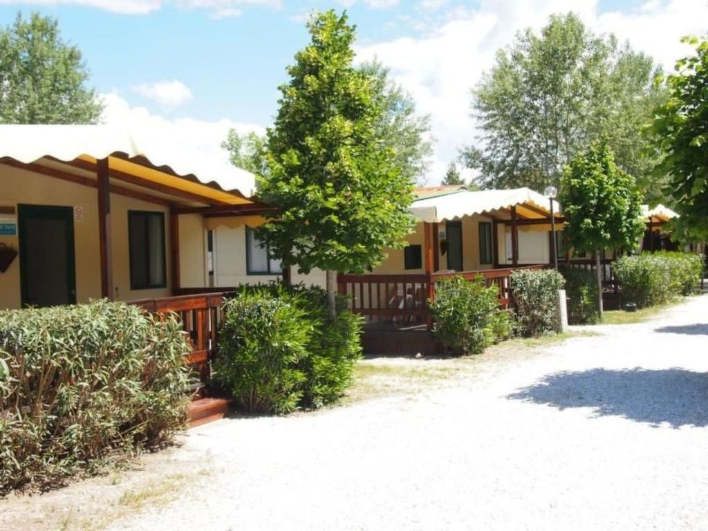 Charmantes Haus in Viareggio mit Gemeinschaftspool