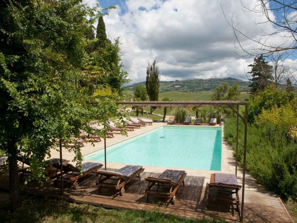 "Villa Famiglia" mit Pool