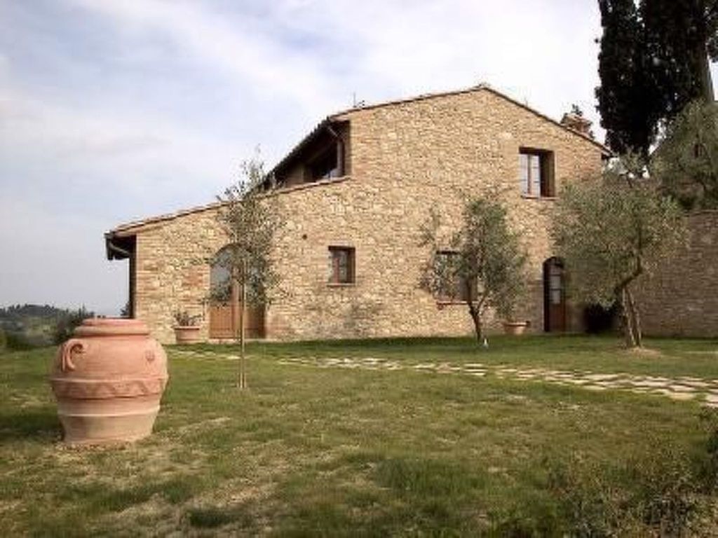 Schönes Ferienhaus Rosanna