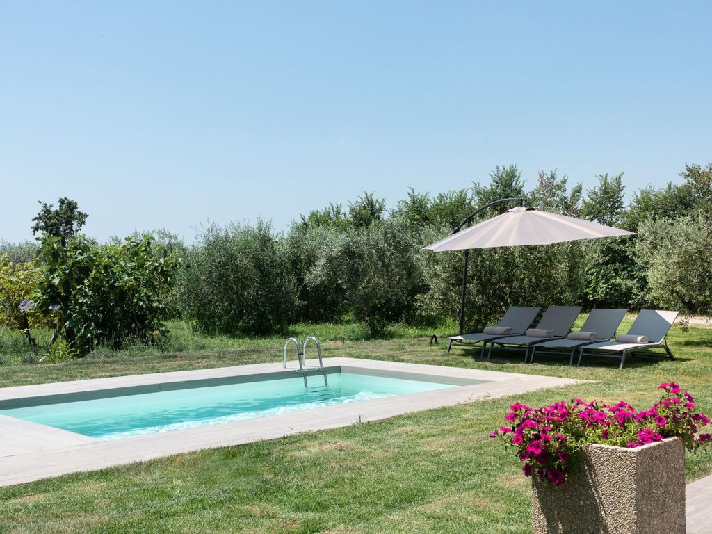 'A casa di Elena' with private pool