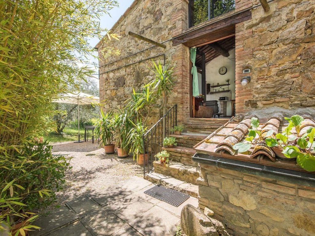Wohnung La Capanna mit Garten und Pool