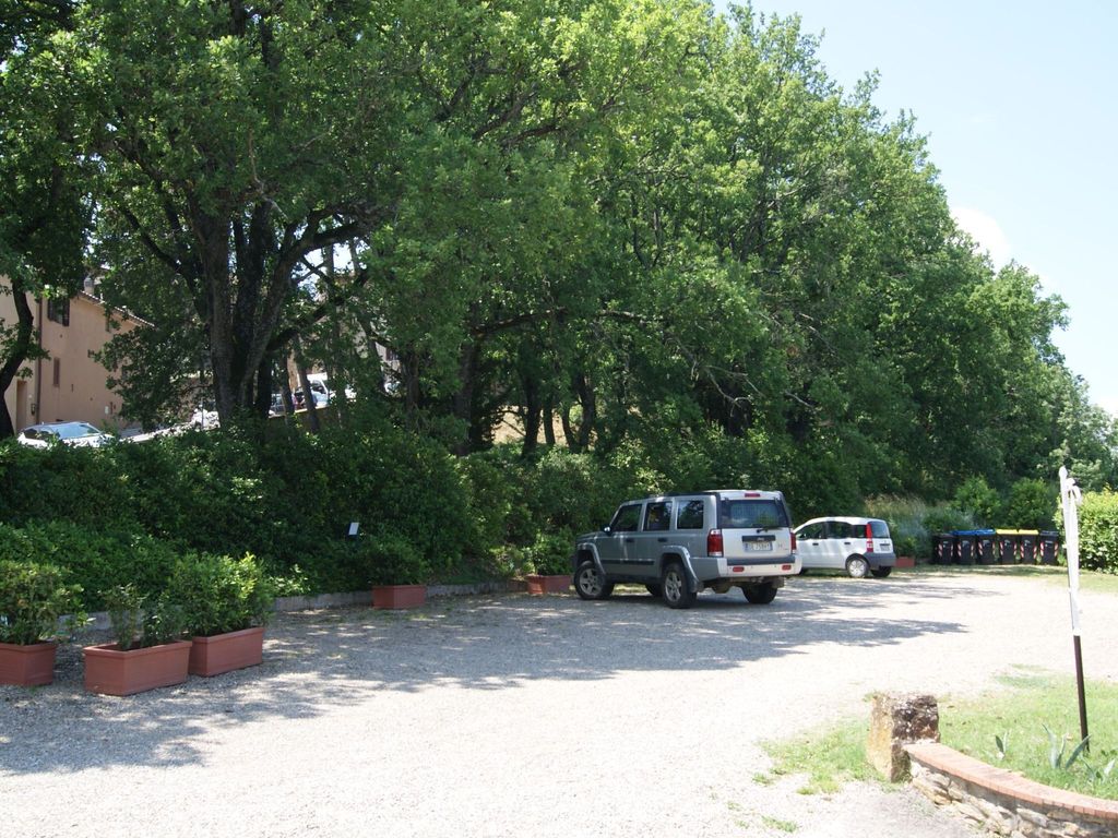 Wohnung mit Privatparkplatz und schöner Aussicht