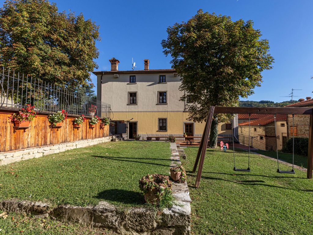 Landvilla mit Pool und Garten – die perfekte Kul