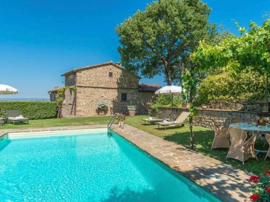 Wohnung in Cortona mit Terrasse, Garten und Grill